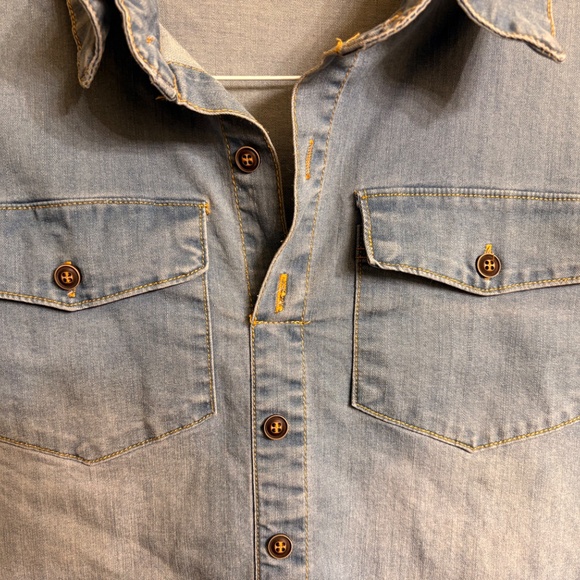 Cowgirl tuff Co. Blue Denim Pullover Shirt Blouse Women's XS - Picture 3 of 7